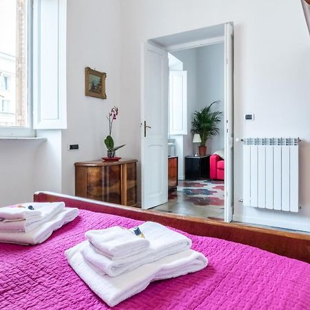 Relax Apartment Zanardelli, Piazza Navona Rome Exterior photo